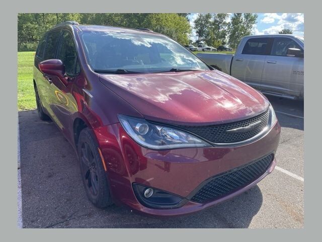 2020 CHRYSLER Pacifica