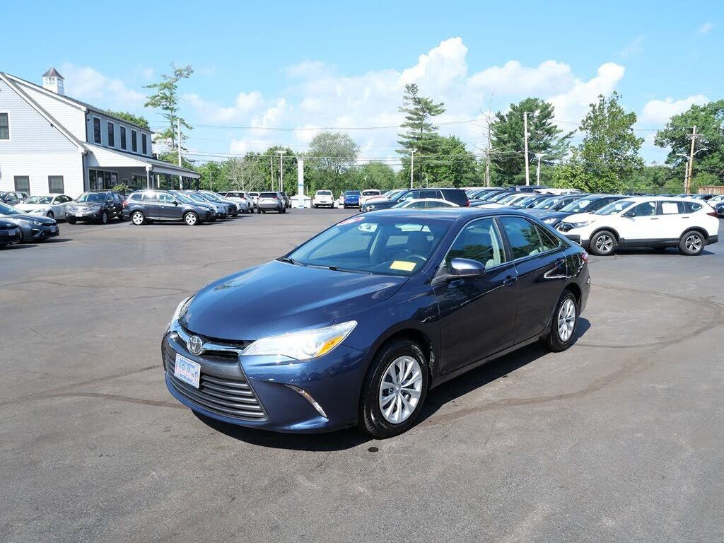 2016 TOYOTA Camry