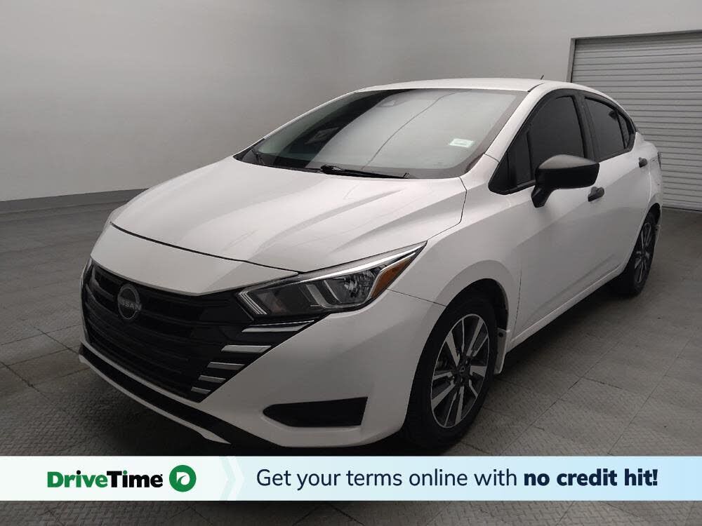 2024 NISSAN Versa