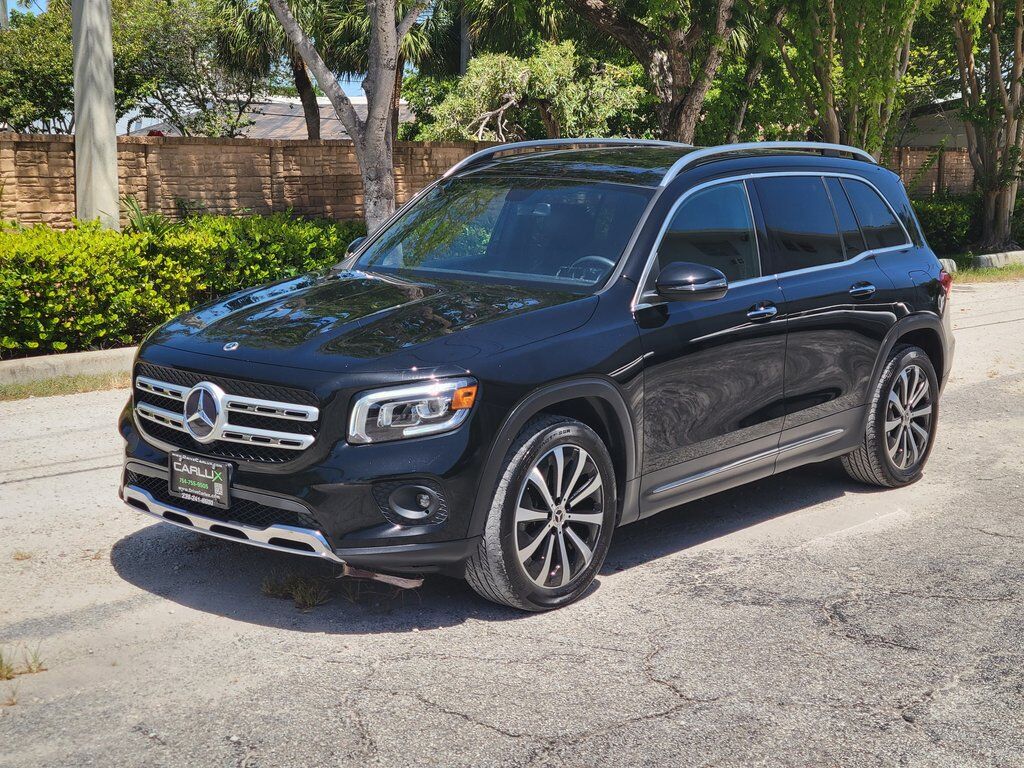 2022 MERCEDES-BENZ GLB-Class