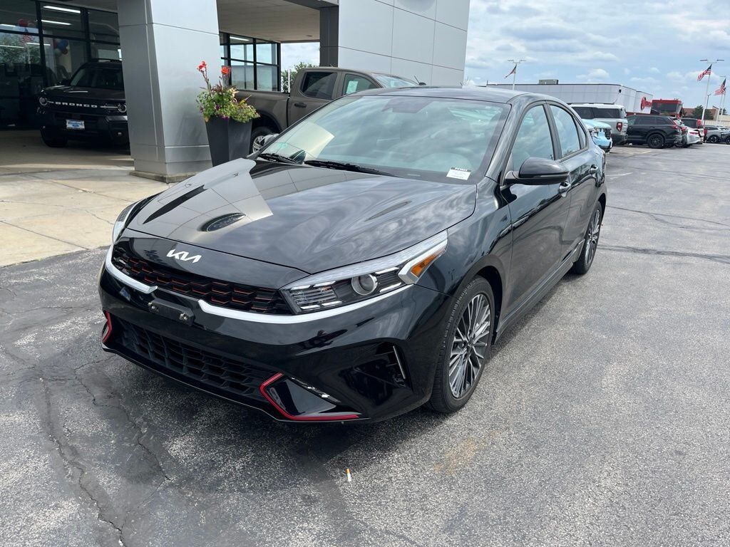 2023 KIA Forte
