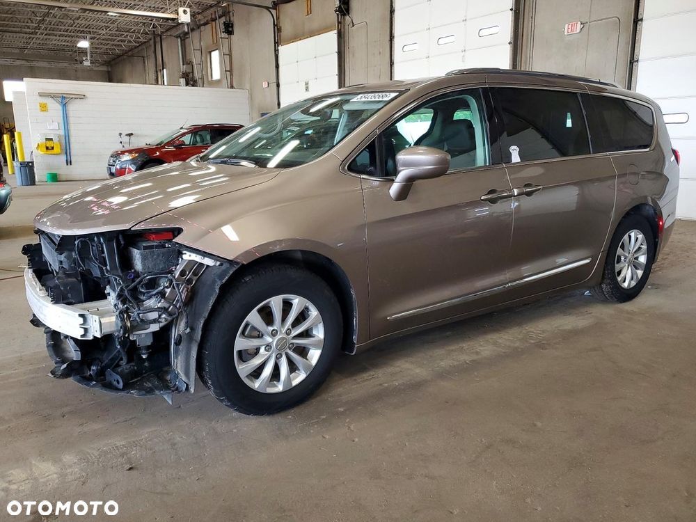 2018 CHRYSLER Pacifica