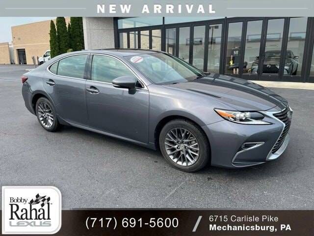 2018 LEXUS ES