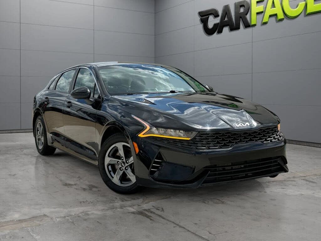 2022 KIA K5
