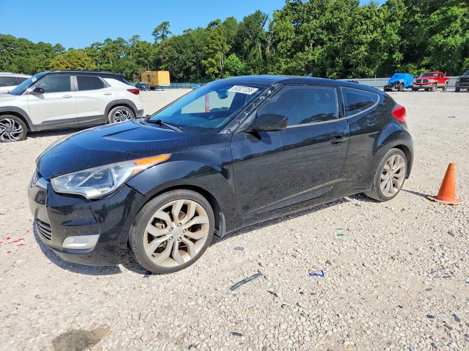 2013 HYUNDAI Veloster