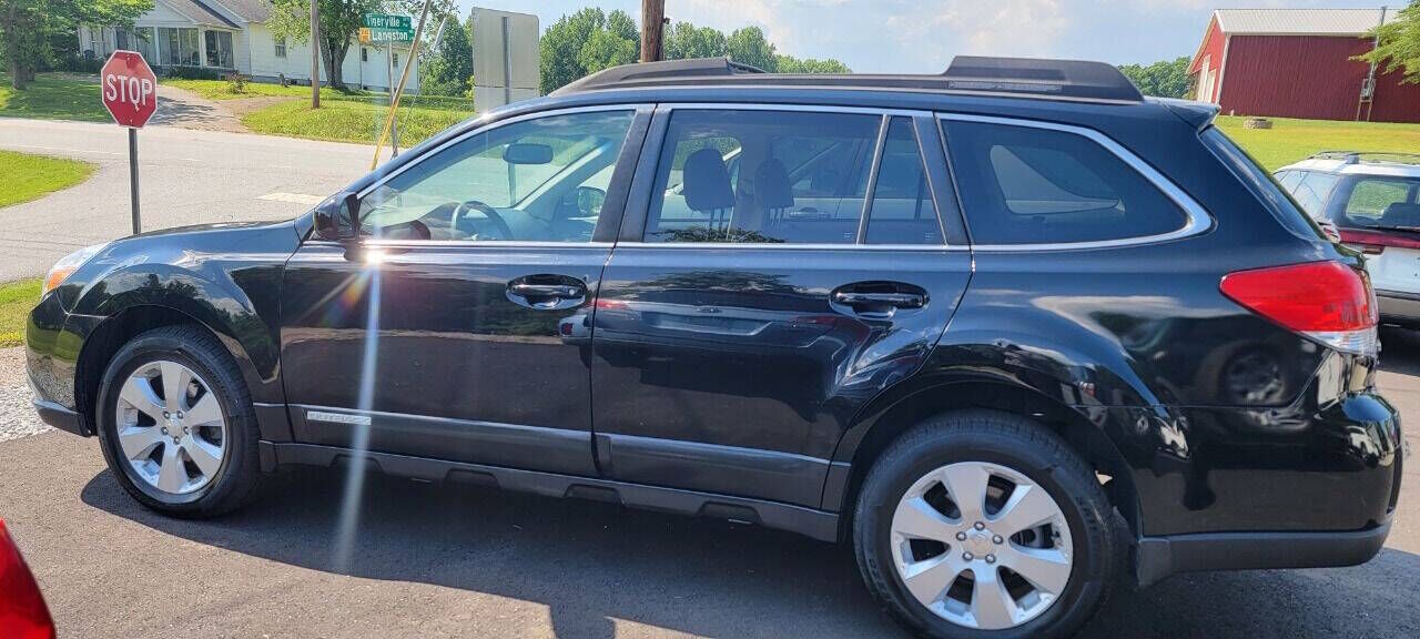 2011 SUBARU Outback