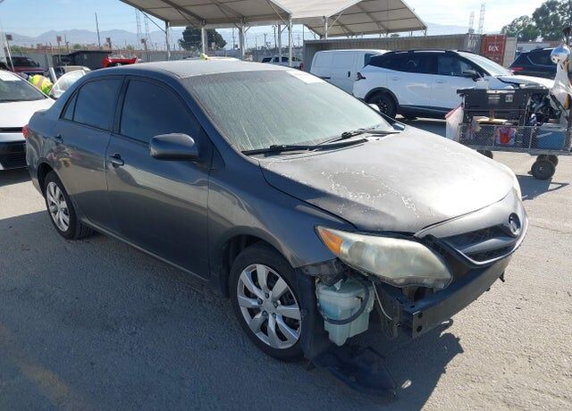 2012 TOYOTA Corolla