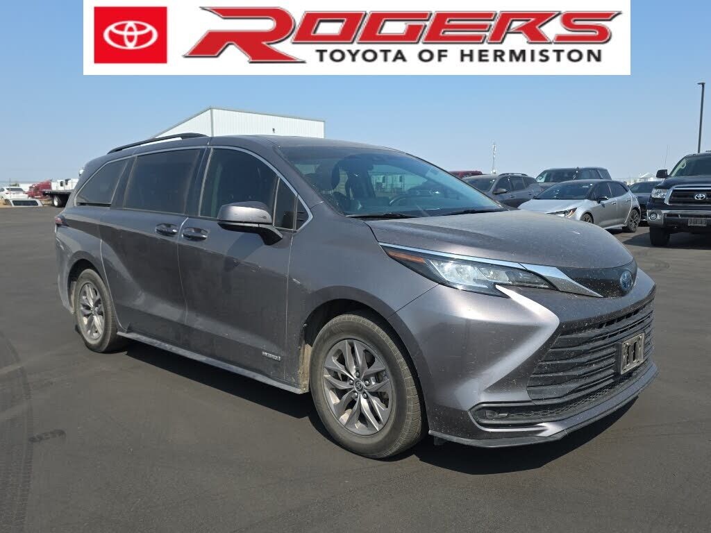 2021 TOYOTA Sienna