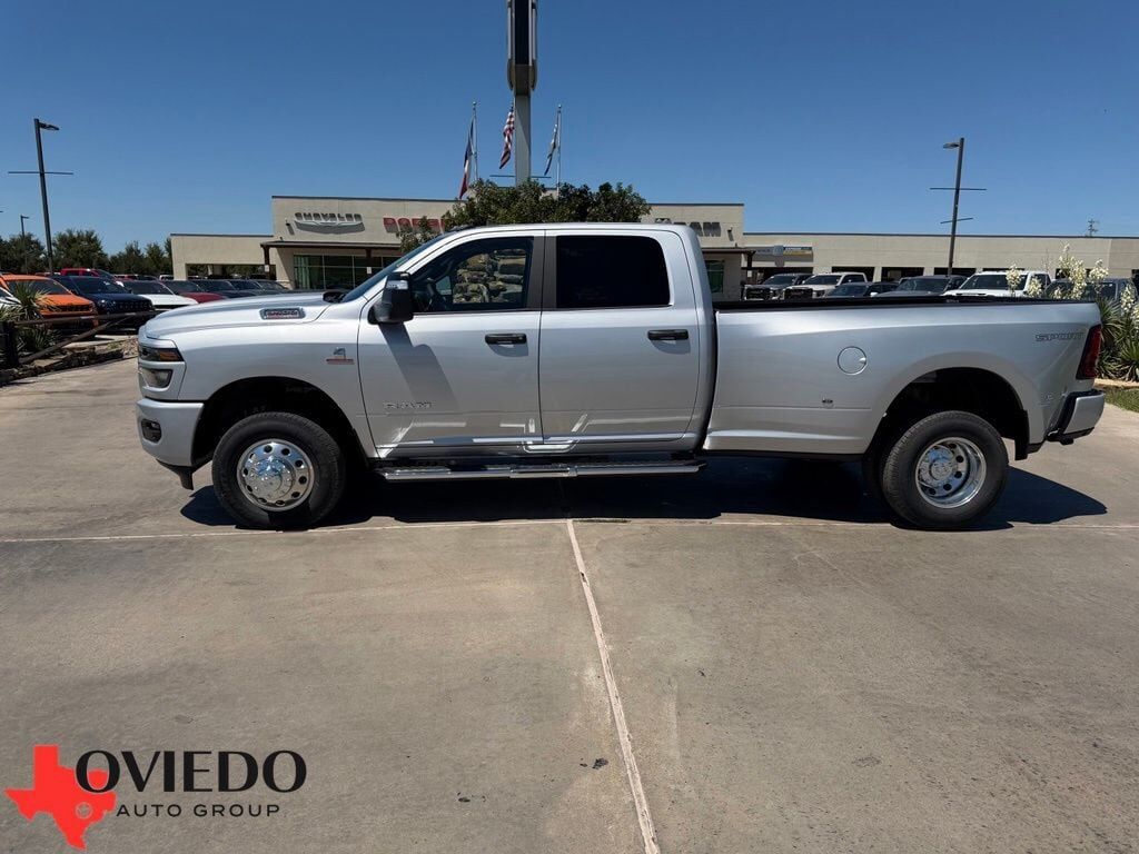 2027 RAM 3500