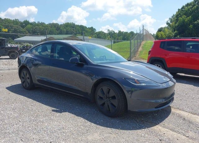 2026 TESLA Model 3