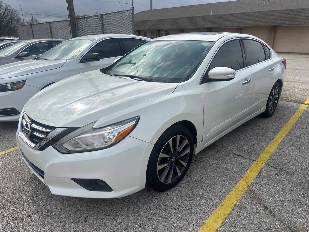 2016 NISSAN Altima