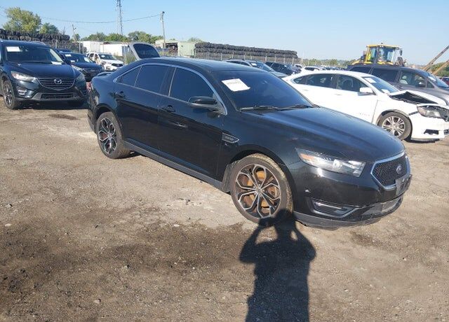 2013 FORD Taurus