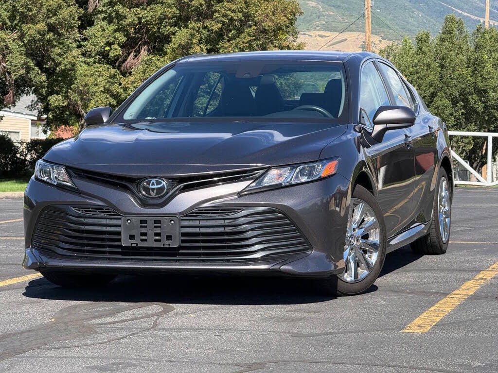 2020 TOYOTA Camry
