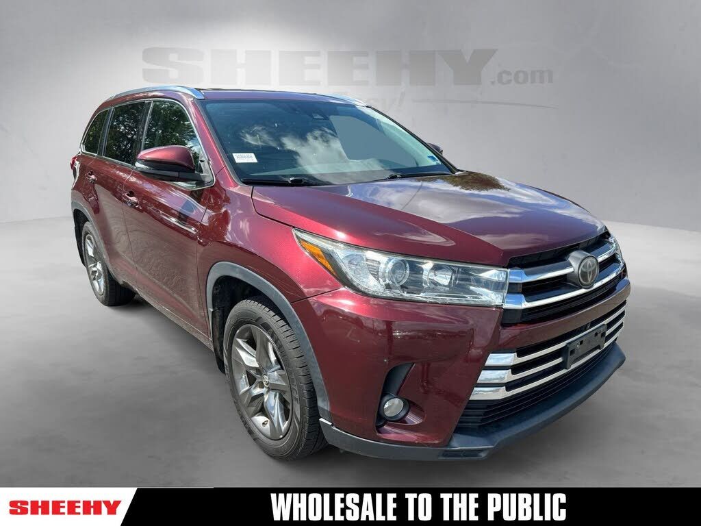 2017 TOYOTA Highlander