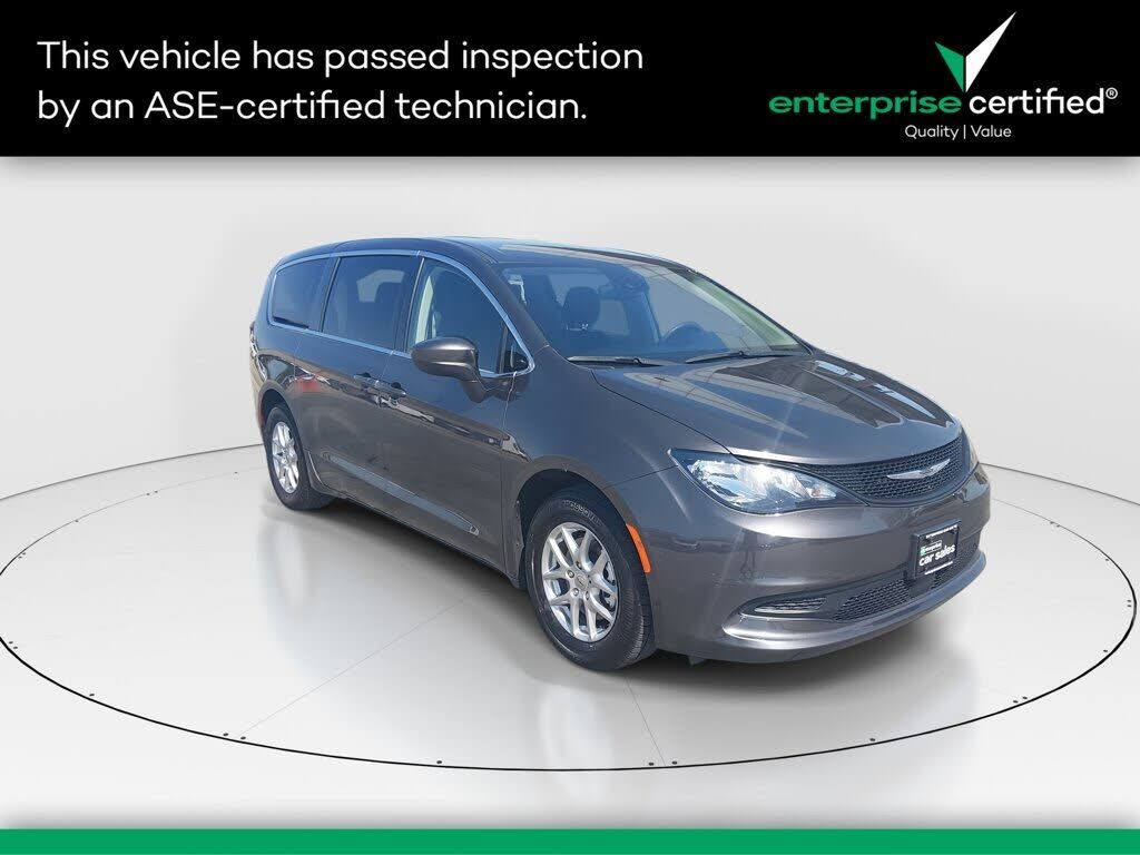 2023 CHRYSLER Voyager