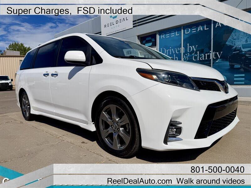 2018 TOYOTA Sienna