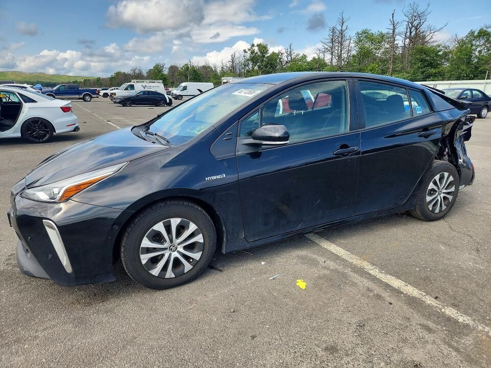 2021 TOYOTA PRIUS