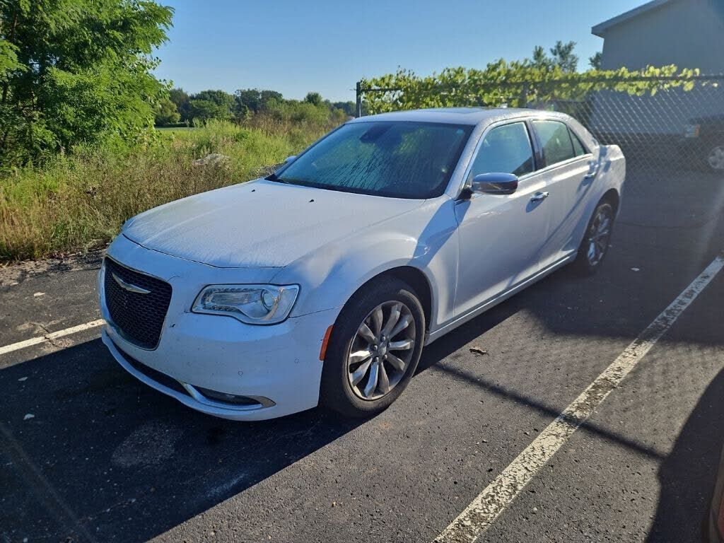 2015 CHRYSLER 300