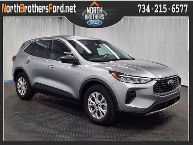 2023 FORD Escape
