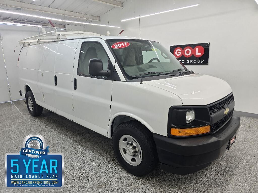 2017 CHEVROLET Express