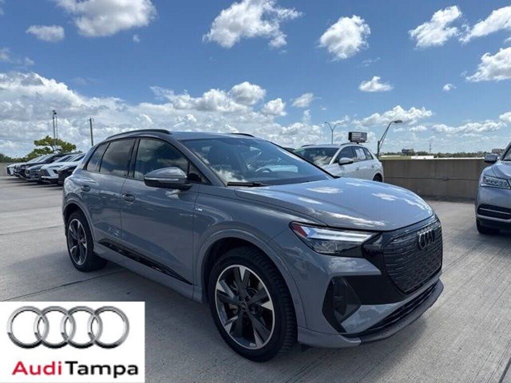 2023 AUDI Q4