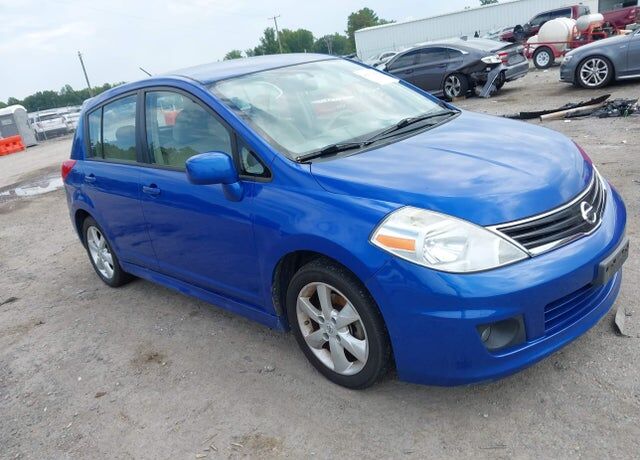 2010 NISSAN Versa