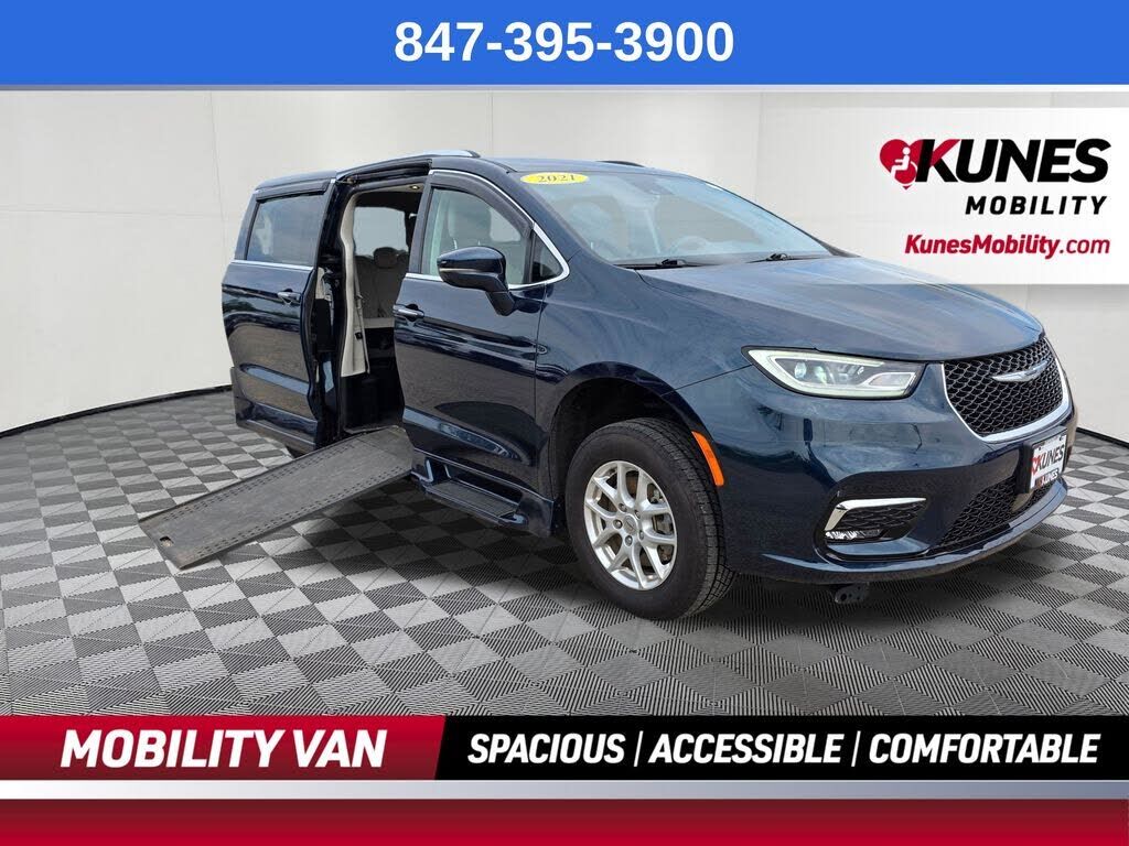 2021 CHRYSLER Pacifica