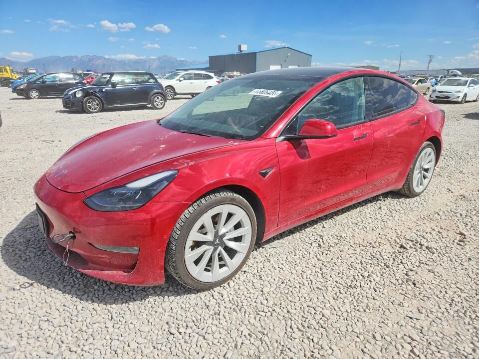 2022 TESLA Model 3