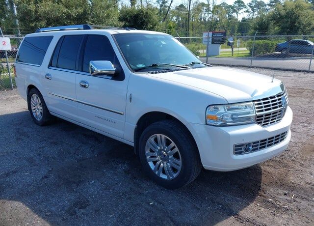 2014 LINCOLN Navigator