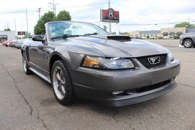 2003 FORD Mustang