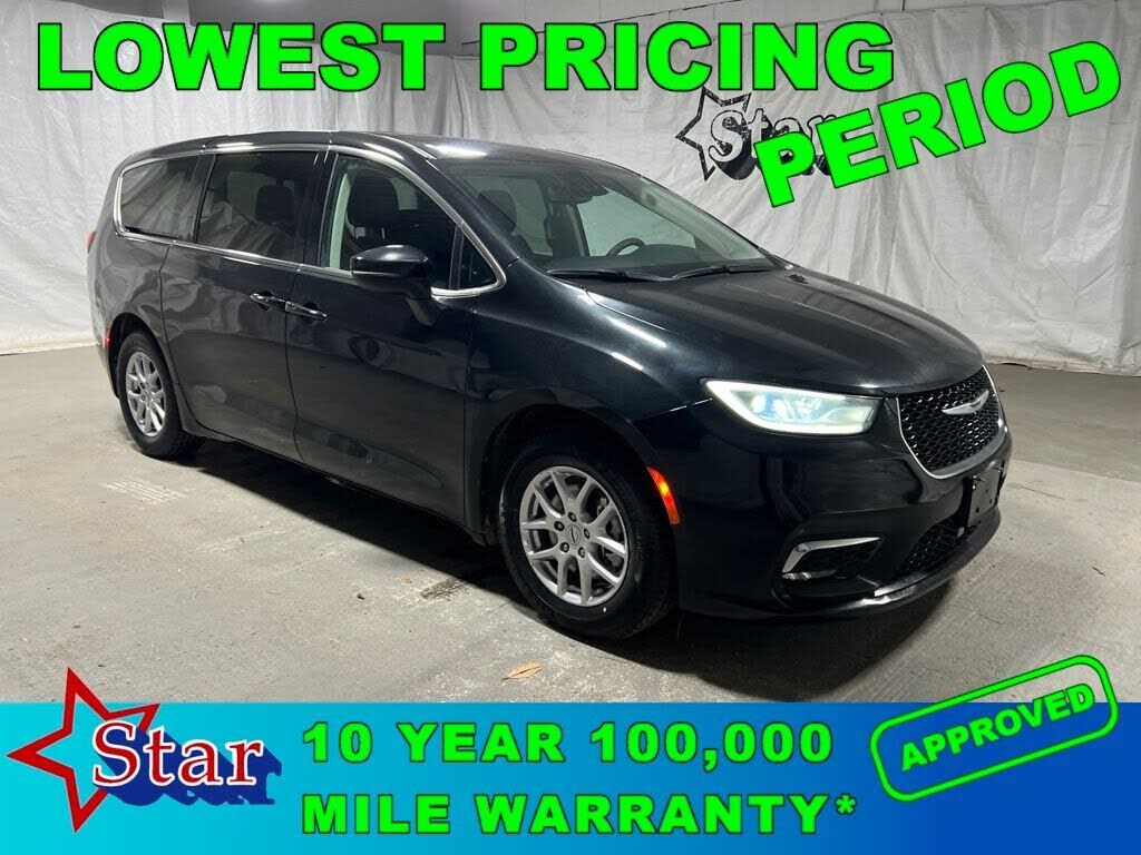 2023 CHRYSLER Pacifica