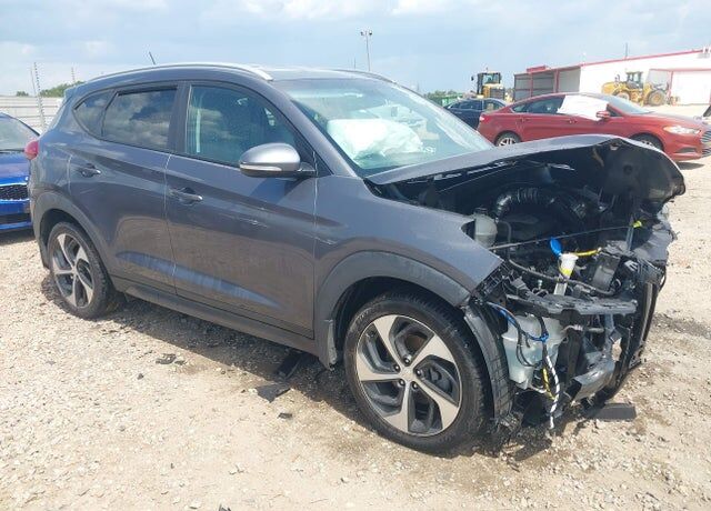 2016 HYUNDAI Tucson
