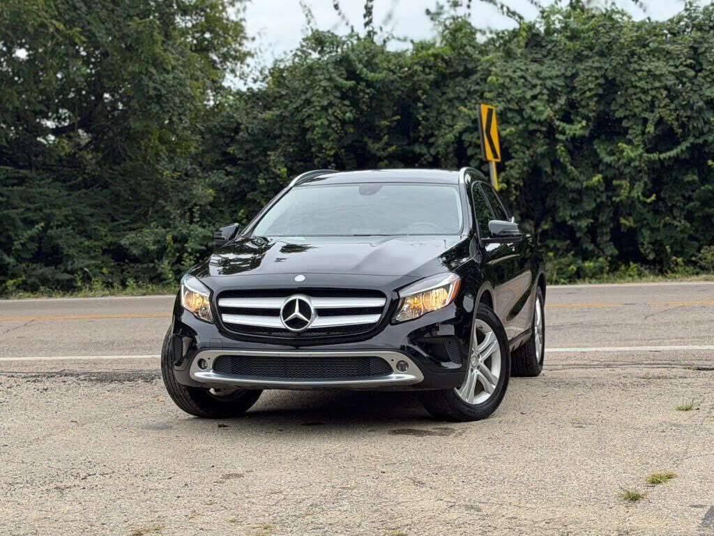 2015 MERCEDES-BENZ GLA-Class