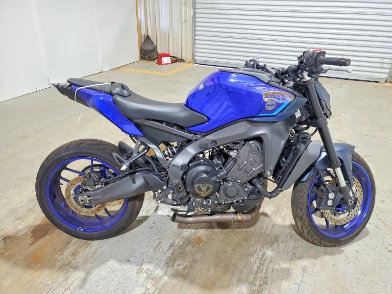 2025 YAMAHA MT-09