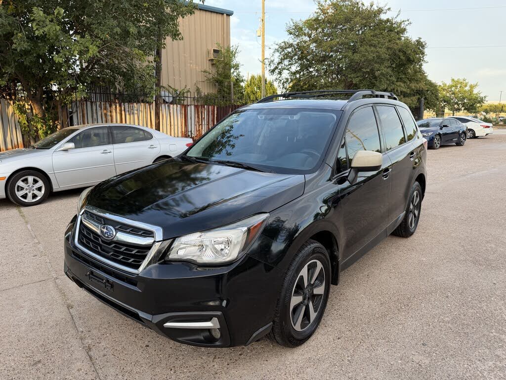 2017 SUBARU Forester
