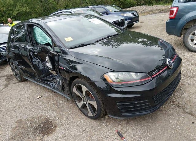 2016 VOLKSWAGEN Golf GTI