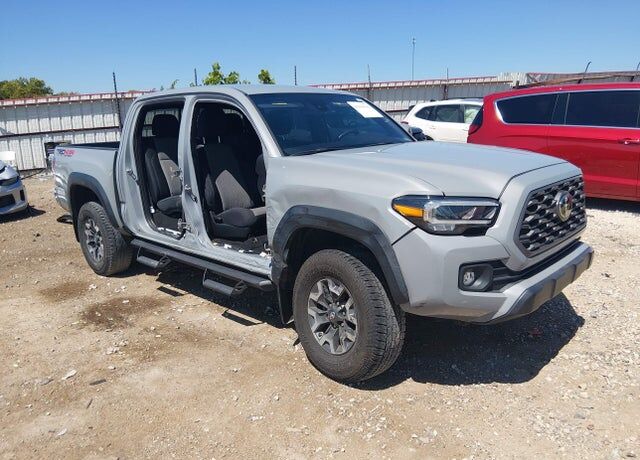 2020 TOYOTA Tacoma