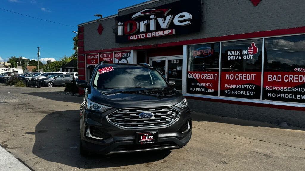 2019 FORD Edge