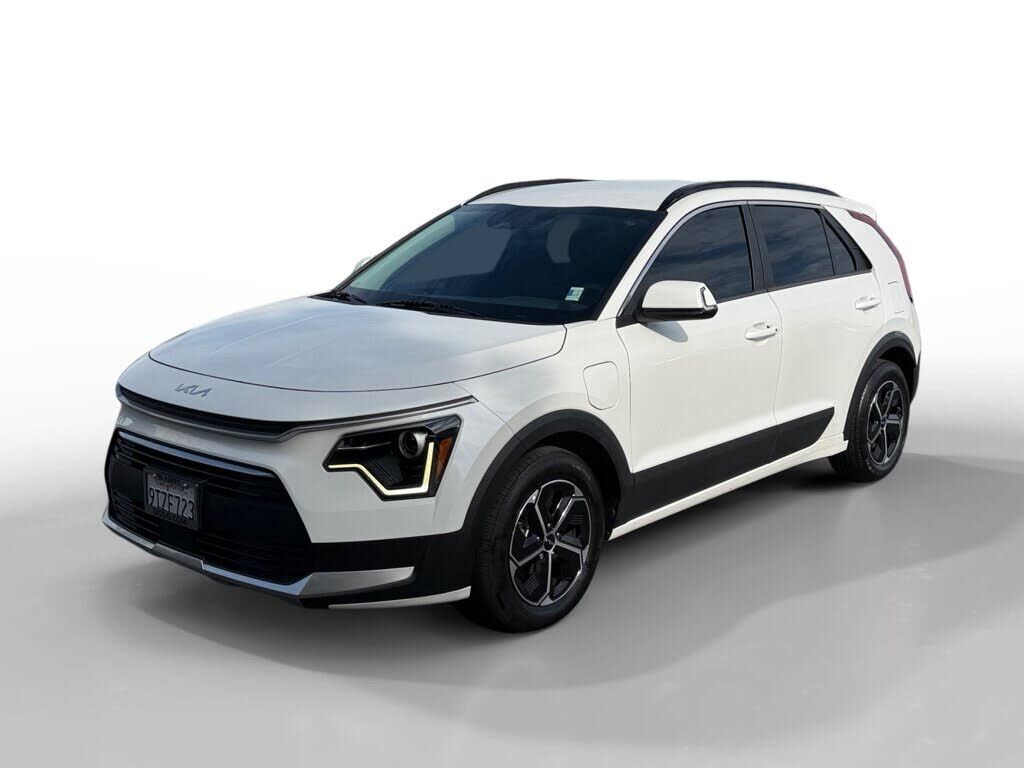 2025 KIA Niro