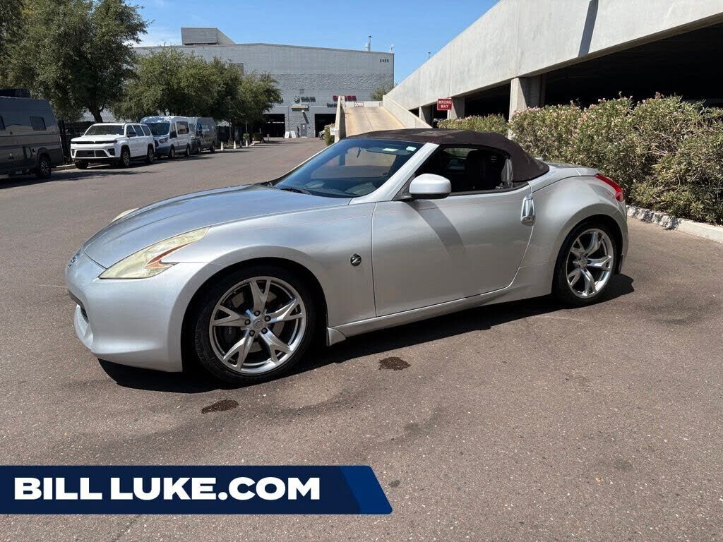 2010 NISSAN 370Z