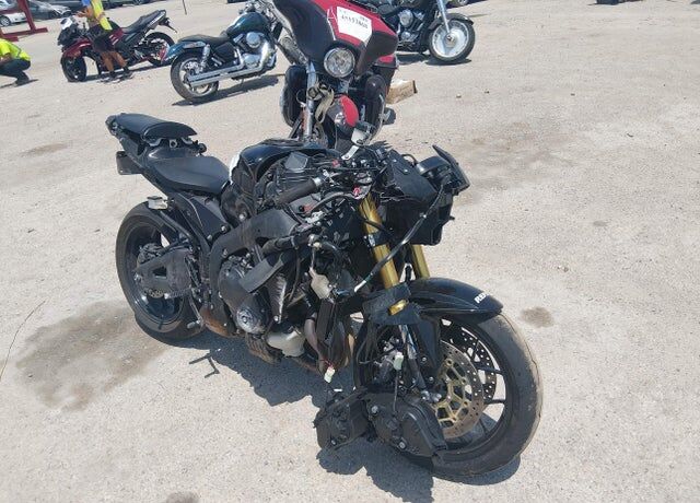 2021 HONDA CB
