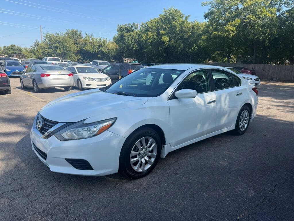 2017 NISSAN Altima