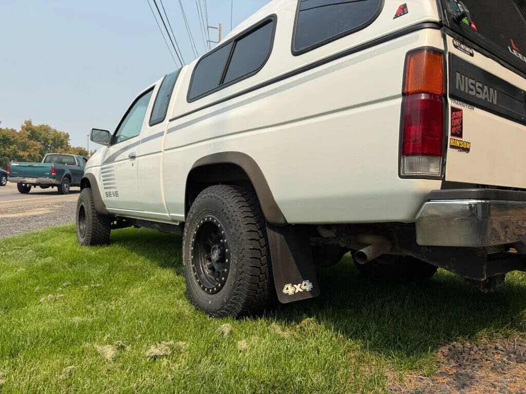 1993 NISSAN Pickup