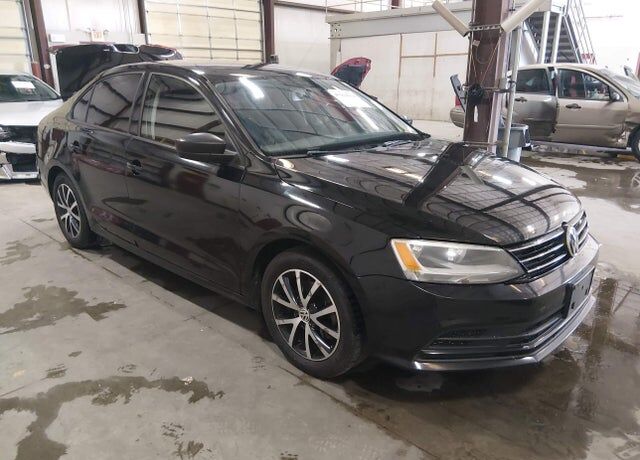 2016 VOLKSWAGEN Jetta