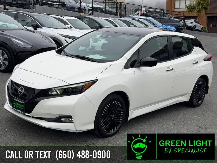 2024 NISSAN Leaf