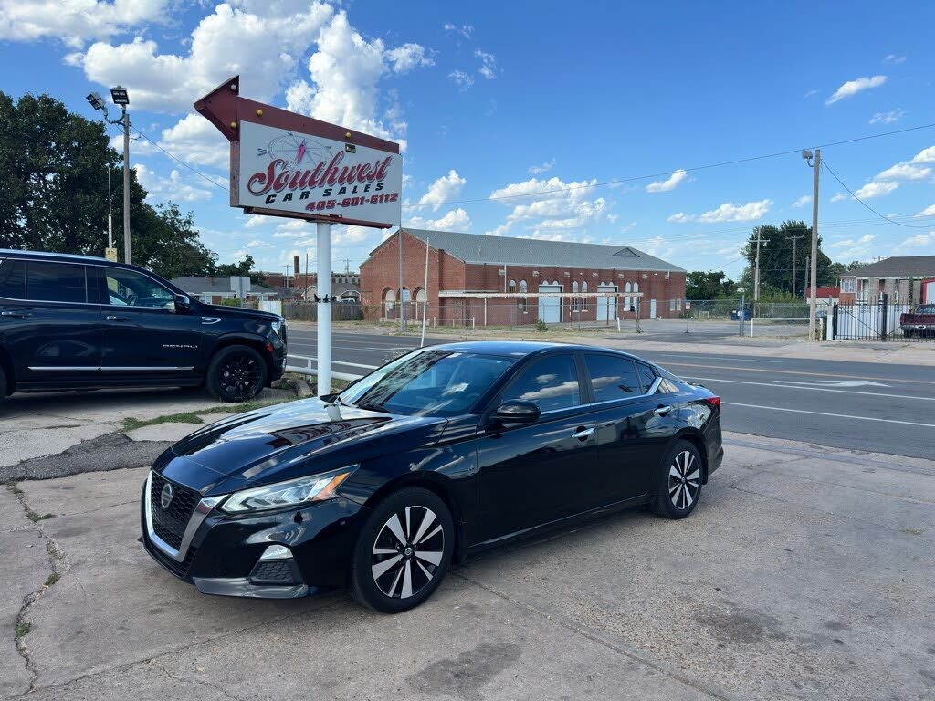 2022 NISSAN Altima