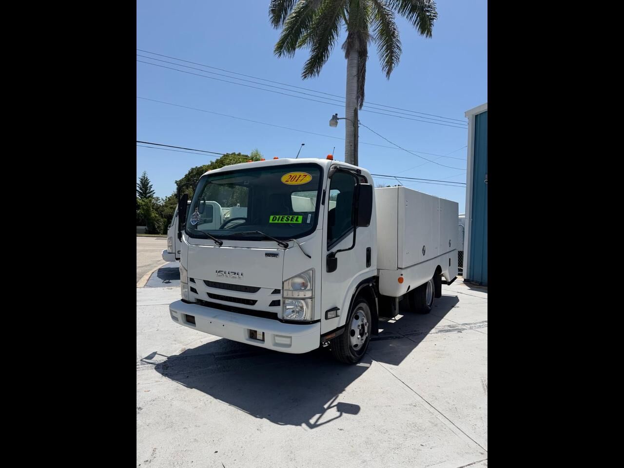 2017 ISUZU NPR/ NPR-HD/ NPR-XD