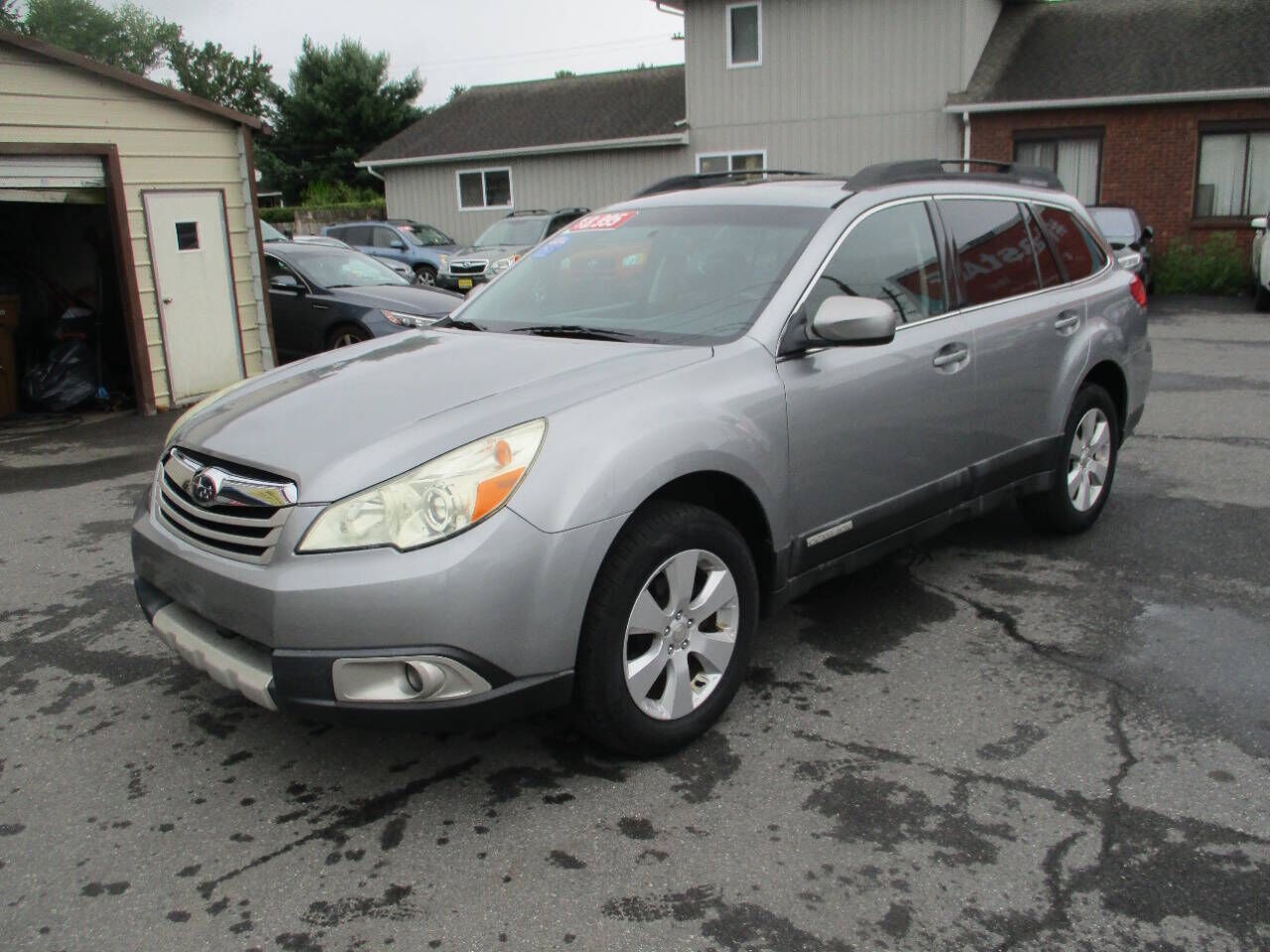 2011 SUBARU Outback