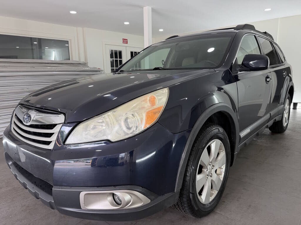 2012 SUBARU Outback