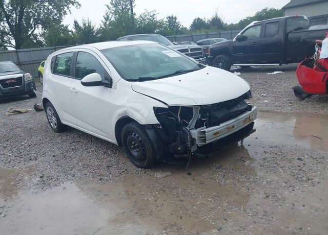 2017 CHEVROLET Sonic